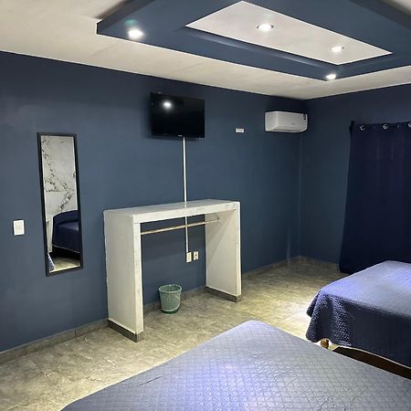 Hotel Calzada La Barca Екстериор снимка