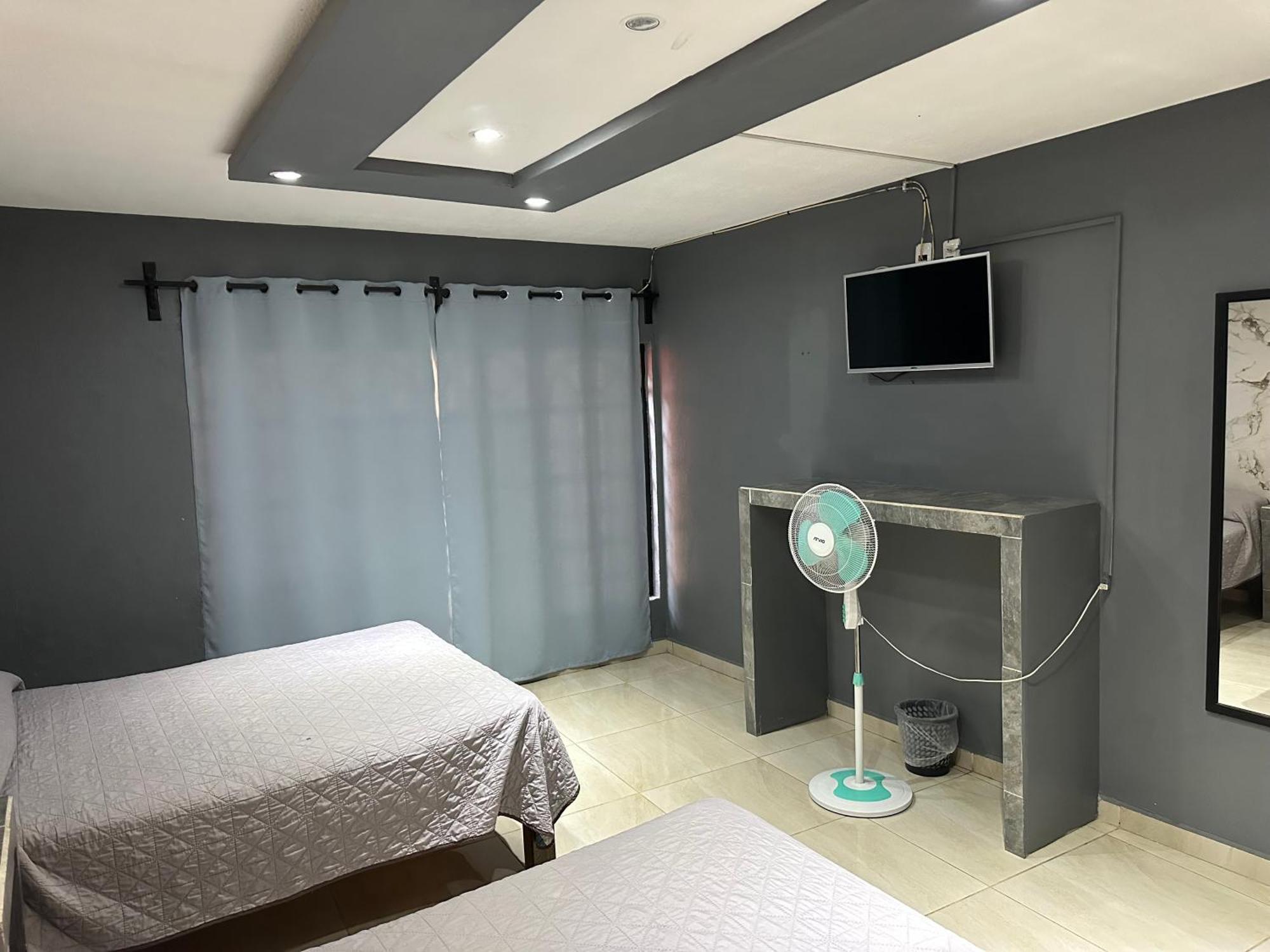 Hotel Calzada La Barca Екстериор снимка